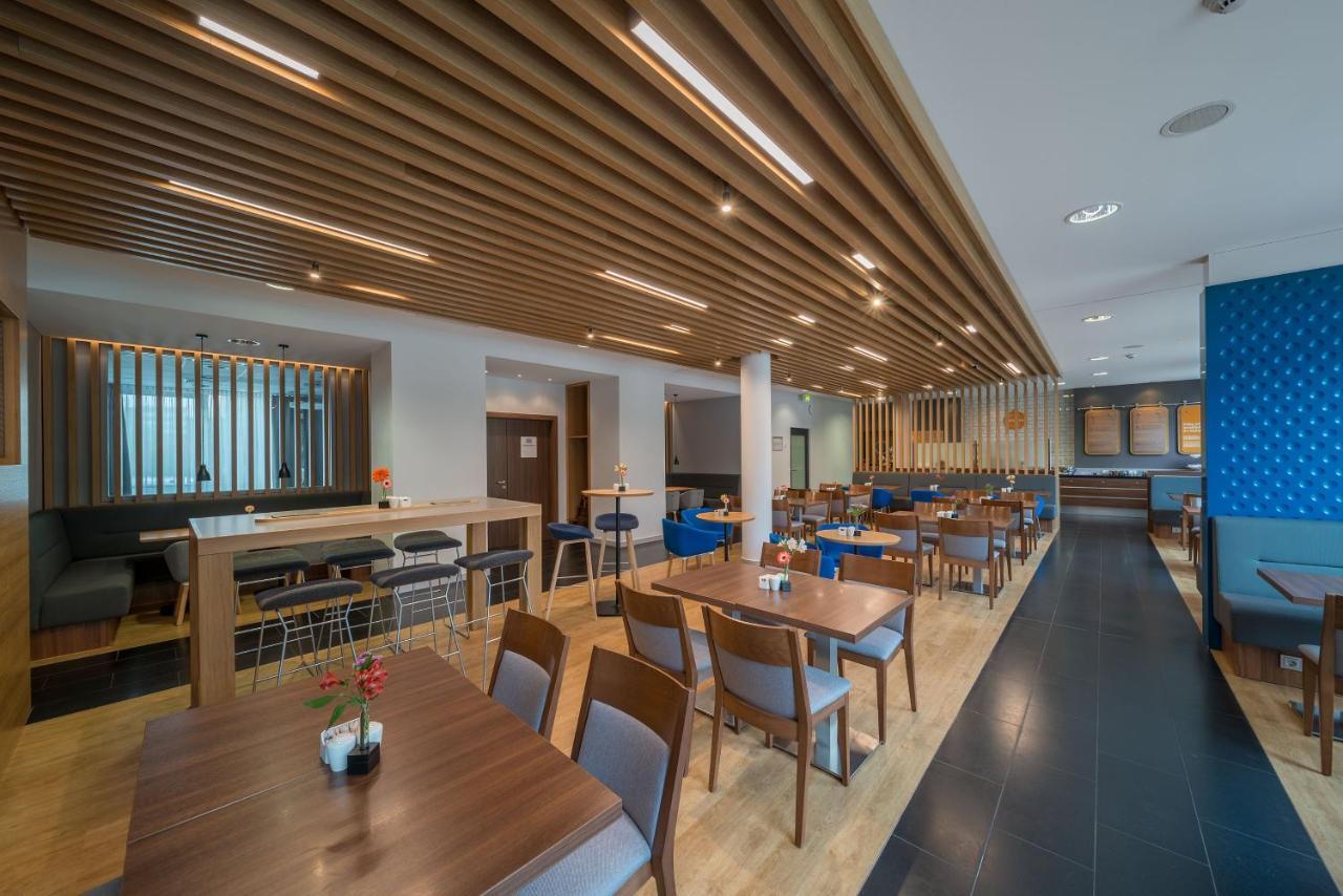 Holiday Inn Express Stuttgart Airport, An Ihg Hotel Leinfelden-Echterdingen Buitenkant foto